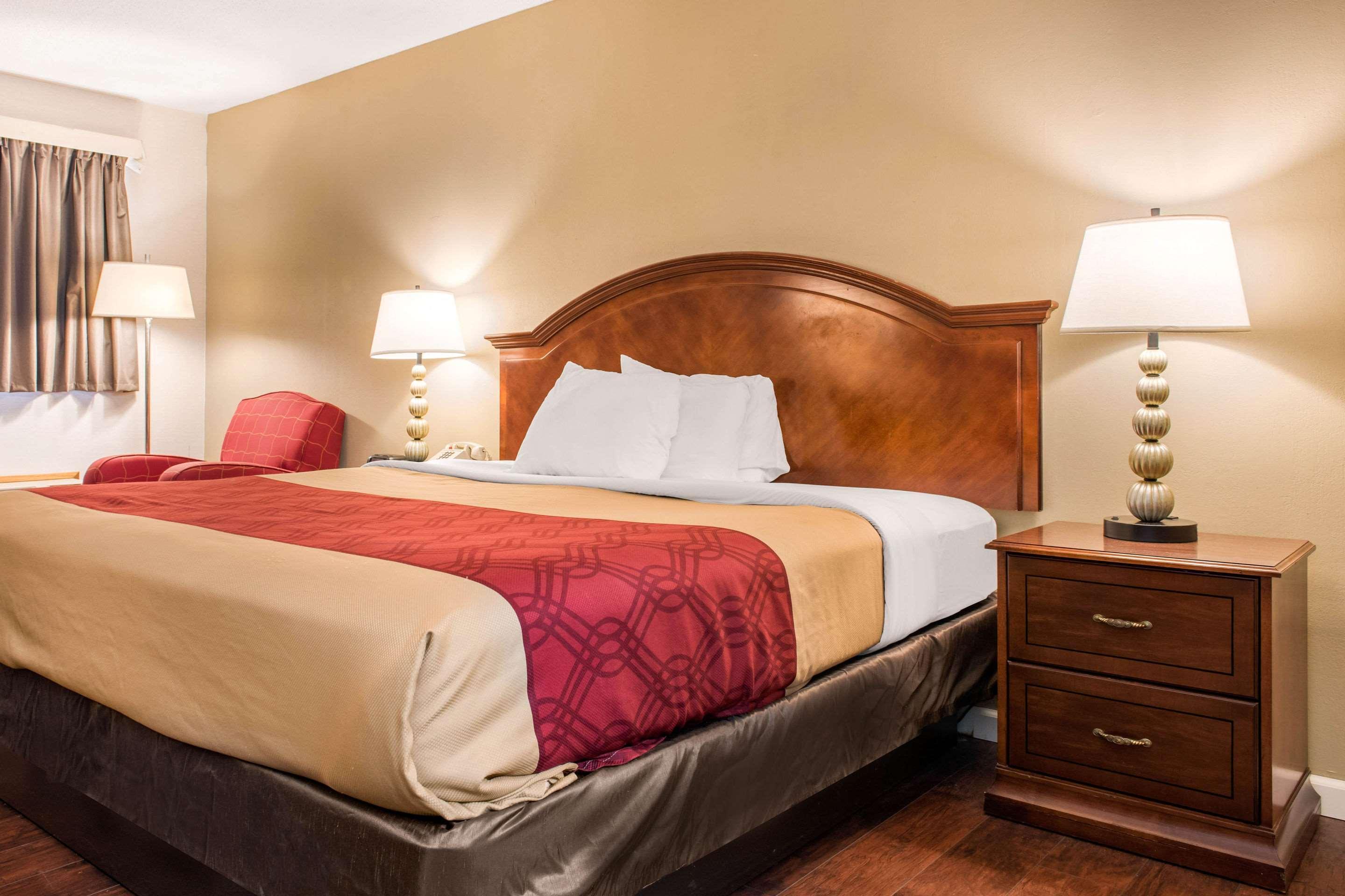 Econo Lodge Holland Luaran gambar