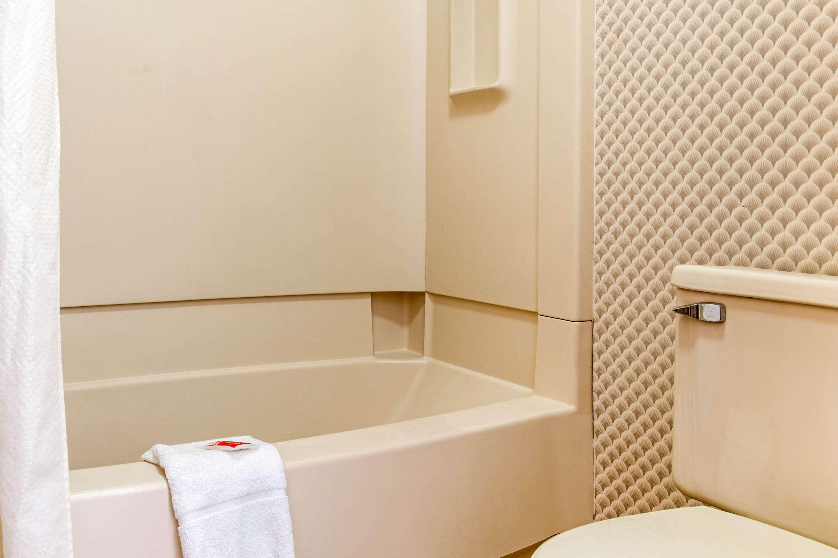 Econo Lodge Holland Luaran gambar
