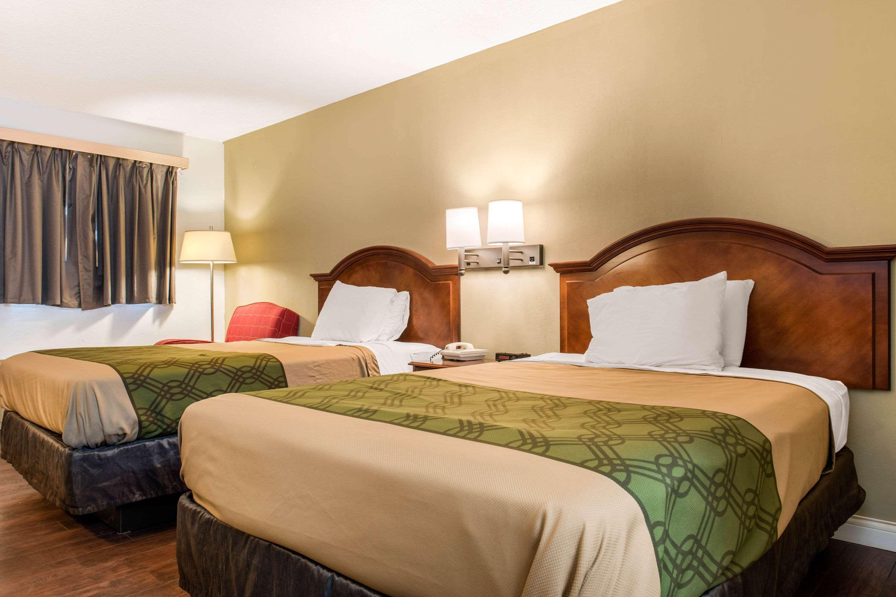 Econo Lodge Holland Luaran gambar