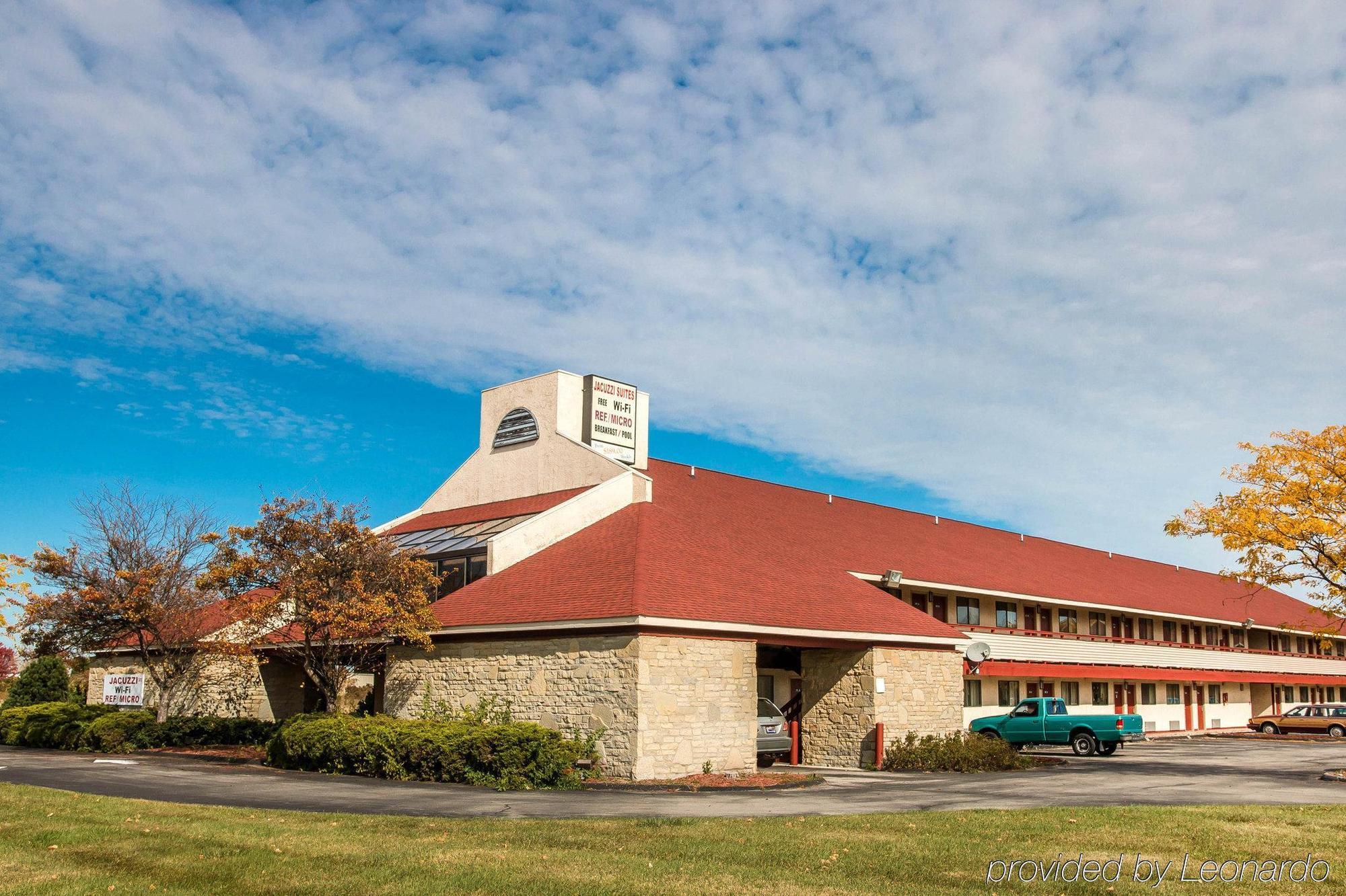 Econo Lodge Holland Luaran gambar