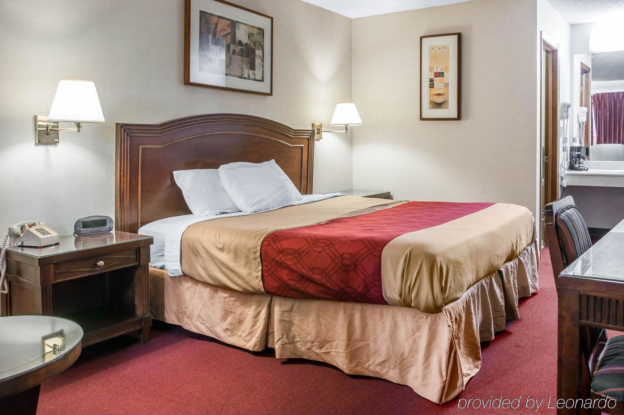 Econo Lodge Holland Luaran gambar