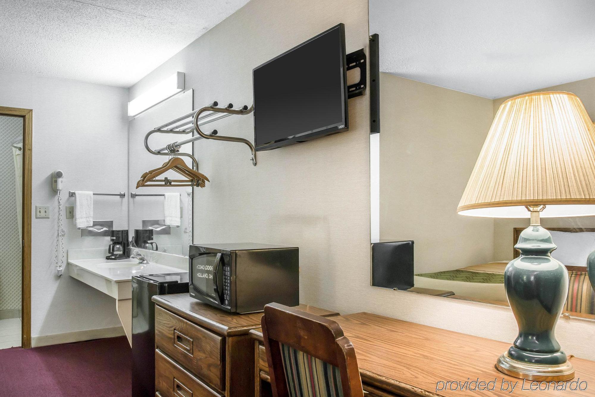 Econo Lodge Holland Luaran gambar