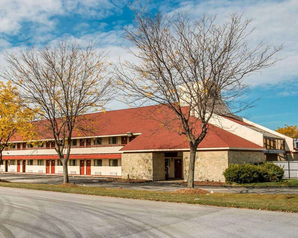 Econo Lodge Holland Luaran gambar